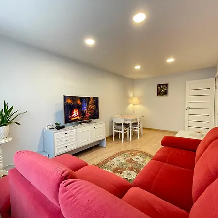 Neris Apartment *
